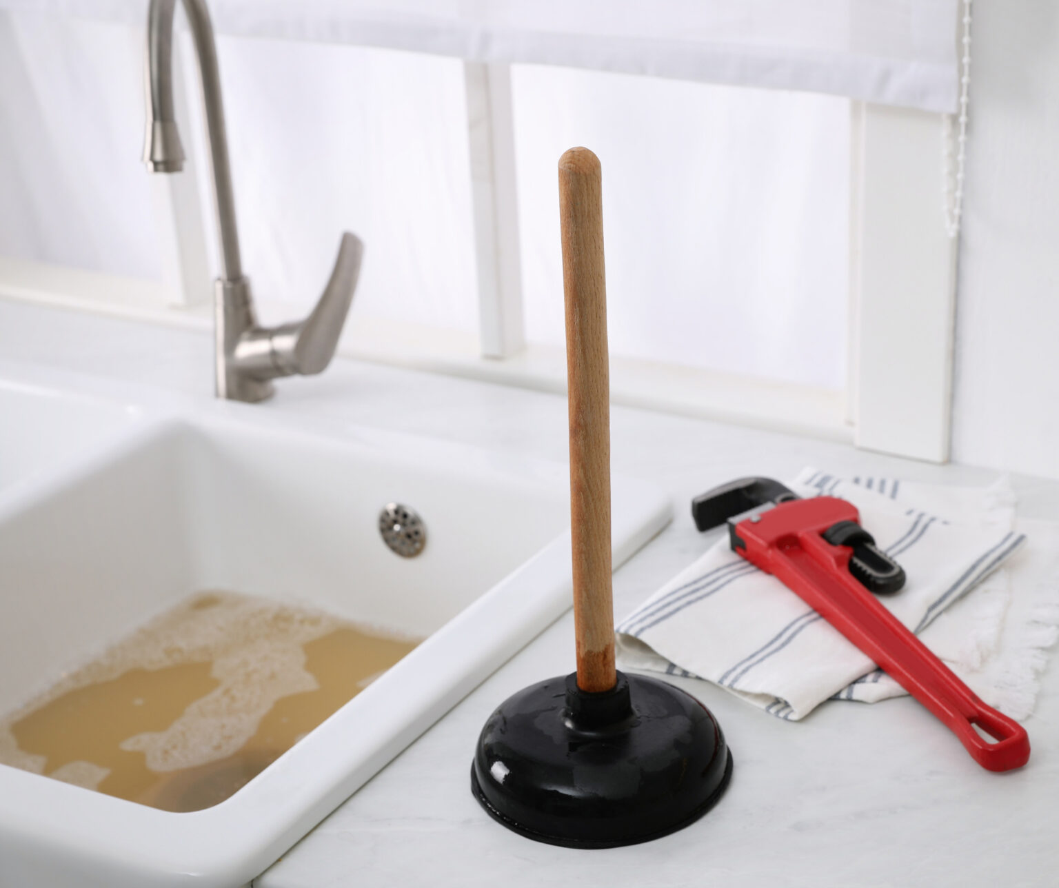 canasolutions-plombier-perpignan-debouchage-deracinage-fuite-urgence-canalisations-tuyauterie-chemisage-66